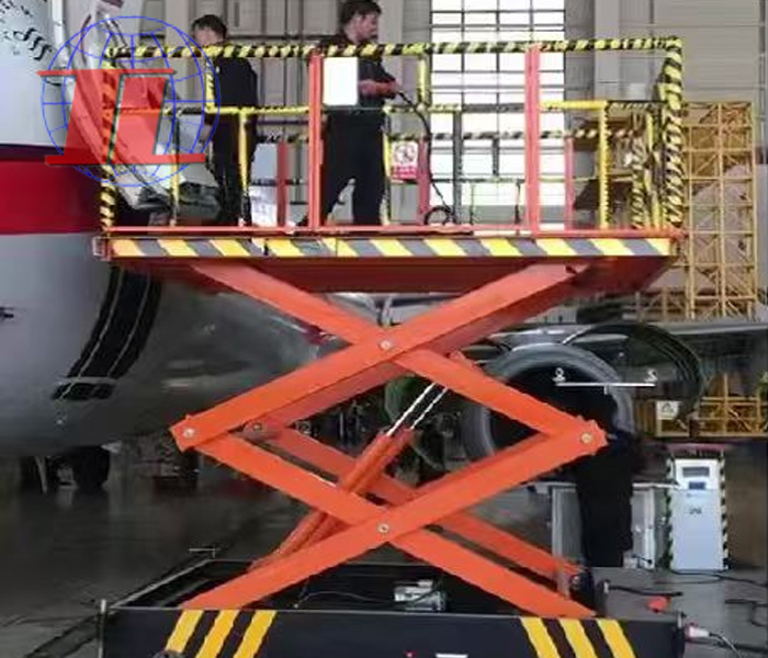 贵阳大型机场升降车